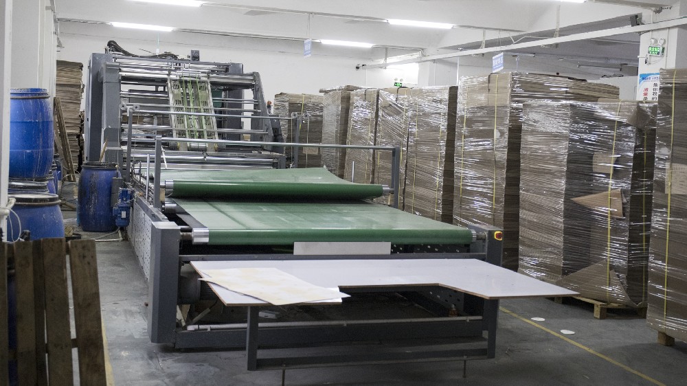 自動裱瓦楞機(jī)